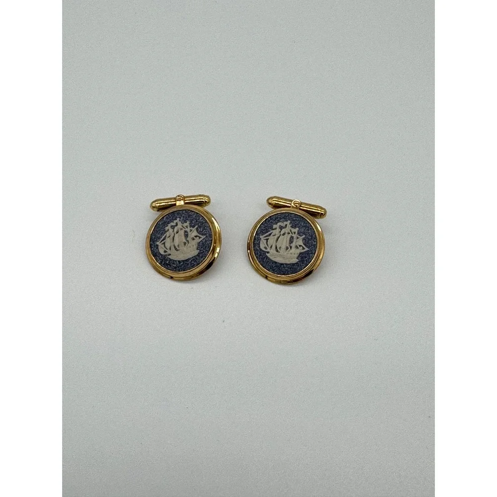 Wedgwood cufflinks Vintage‎ Gold Tone Round Ship Sailing Ship Formal Gift
